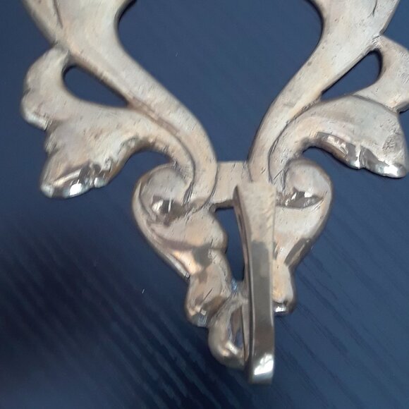 Large Solid Brass Ornate Wall Mounted Hook - Picture 7 of 13